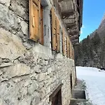 La Ferme à Roger Chalet