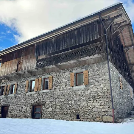 La Ferme A Roger Chalet *